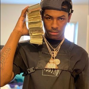 Meet your Posher, Luis